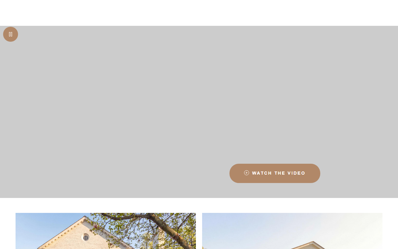 1704russell.com screenshot