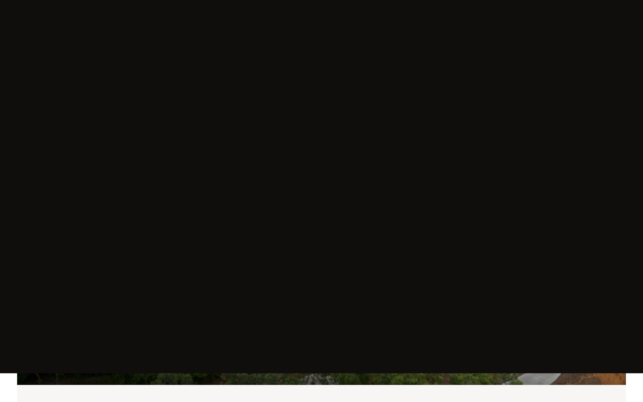 8066edgewaterdr.com screenshot
